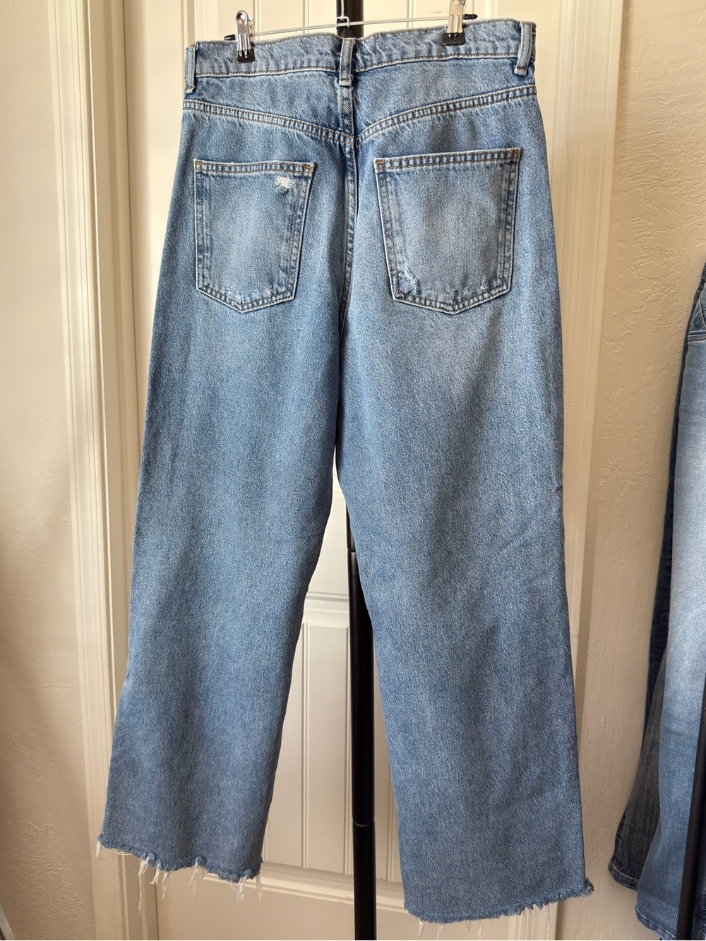 🔥 ZARA "The 90s Full Length" Distressed High Rise Jeans | Size 10 - Picture 5 of 5